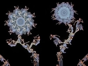 北京國(guó)際電影節(jié)閉幕式晚會(huì)《萬(wàn)木逢春》全息投影制作案例
